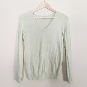 Gap Light Green V Neck Sweater Size Small